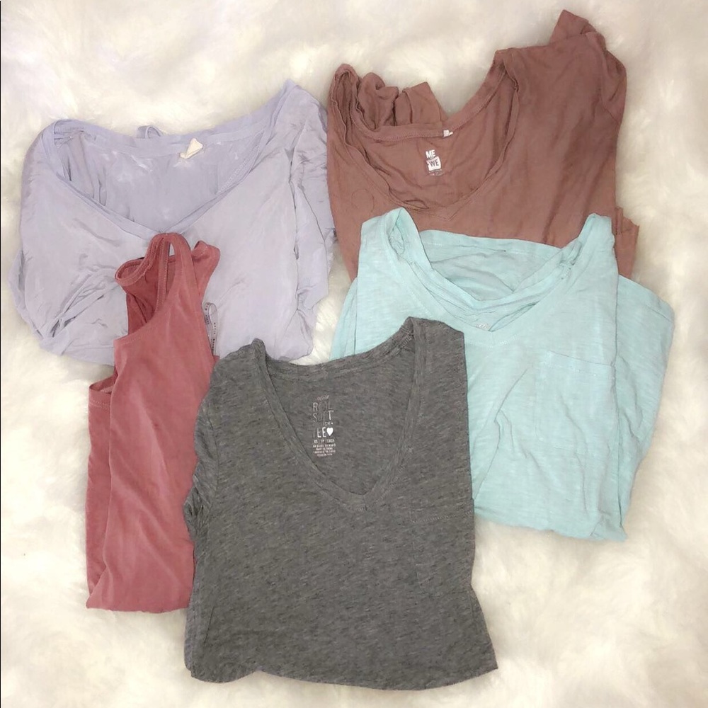 V-neck tees